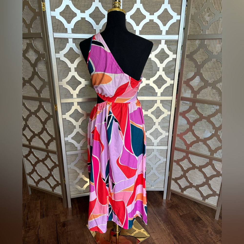 NWOT | Cutout Dress | Maxi | Medium - Picture 4 of 9